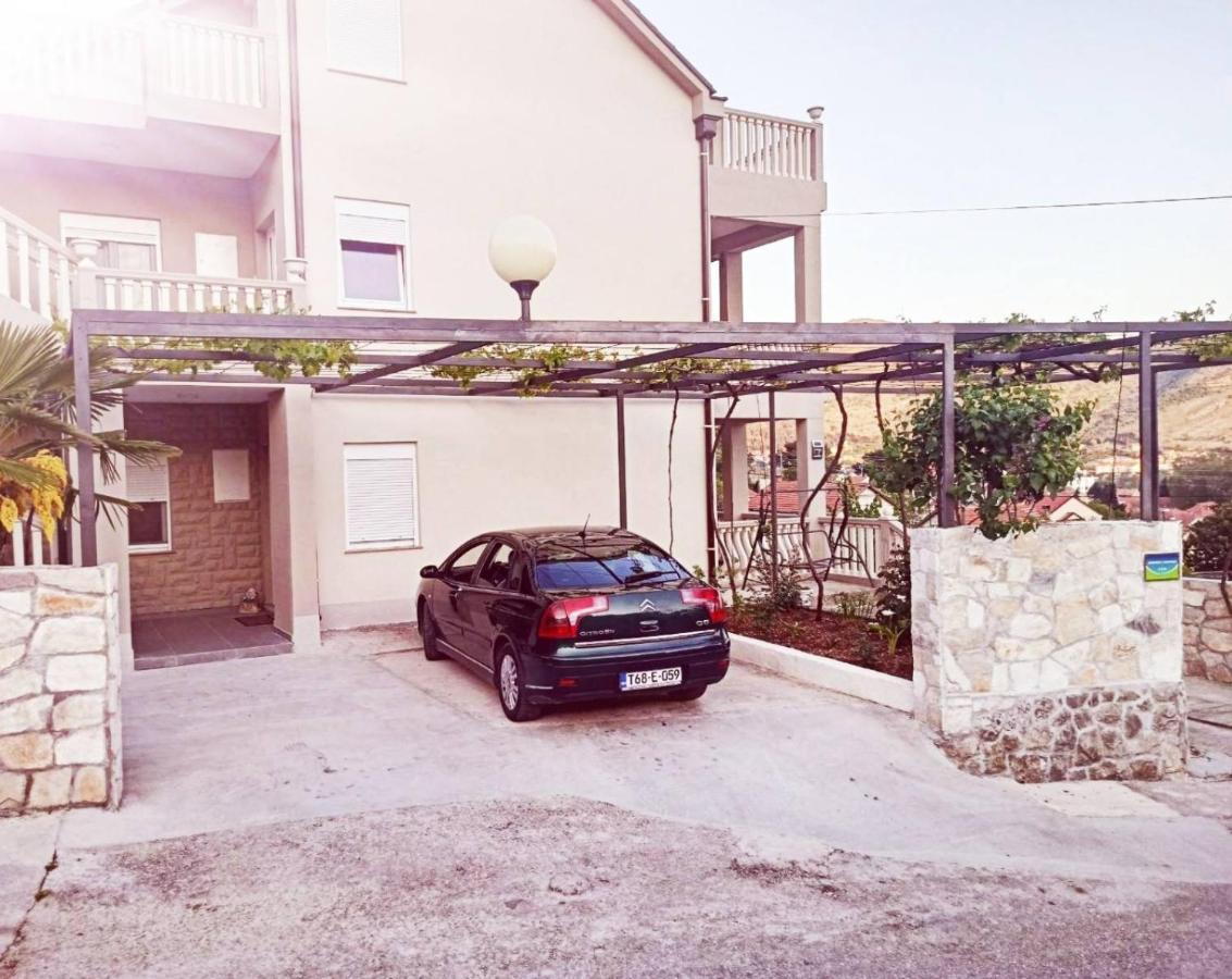 Nemanja Apartment Trebinje Luaran gambar